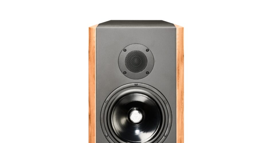 Join Kudos Audio at Authentic High End